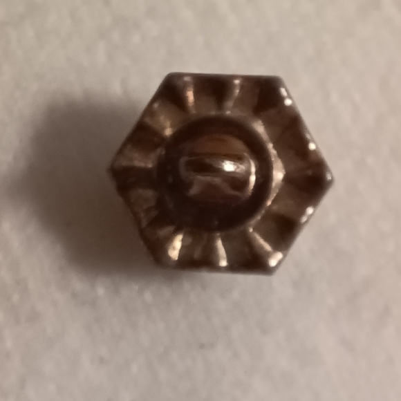 Set of 6 Vintage Decorative Buttons - Picture 4 of 5